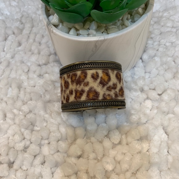 Leopard Print Bangle - Picture 1 of 5